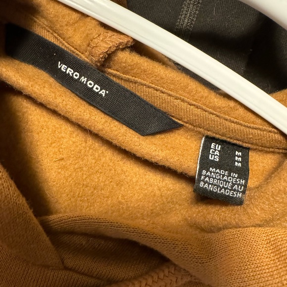 Vero Moda Hoodie - Picture 3 of 3